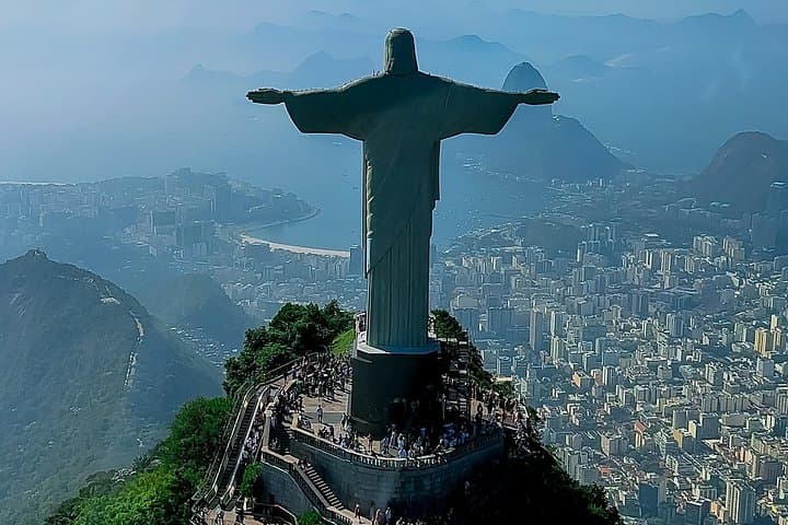 Rio : Helicopter tour at Christ the Redeemer - 30 minutes