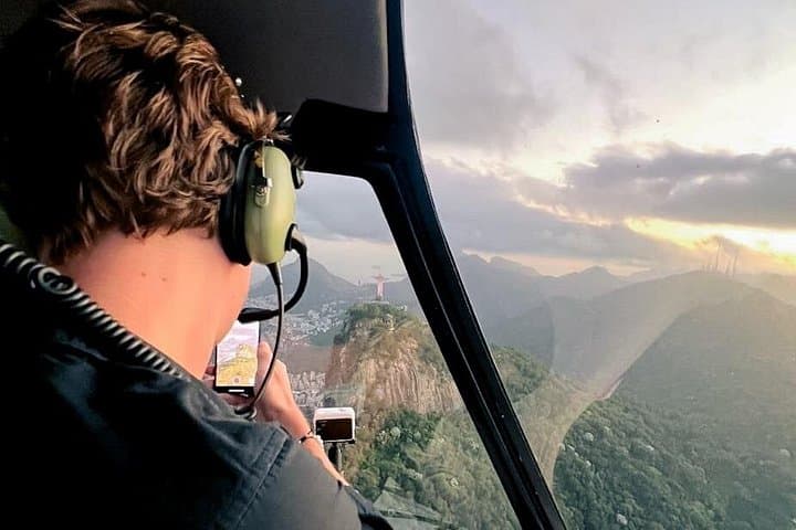 Rio : Helicopter tour at Christ the Redeemer - 30 minutes