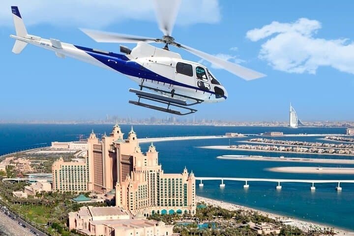 Dubai Helicopter Tour: Experience Dubai’s Iconic Landmarks