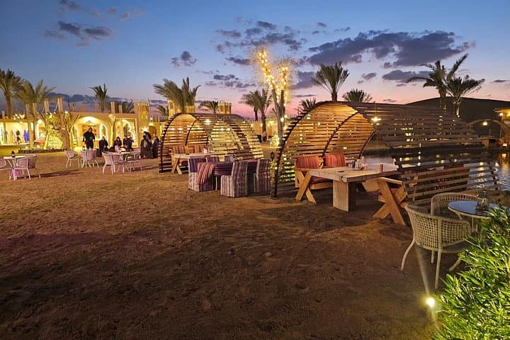 12-Minute Helicopter Tour & Desert Safari in Dubai combo