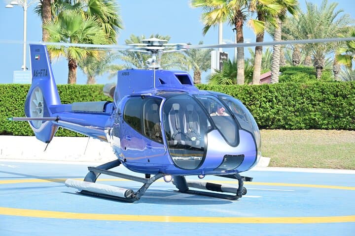 Atlantis Helicopter Tour & Dubai Marina Dhow Cruise Dinner Combo