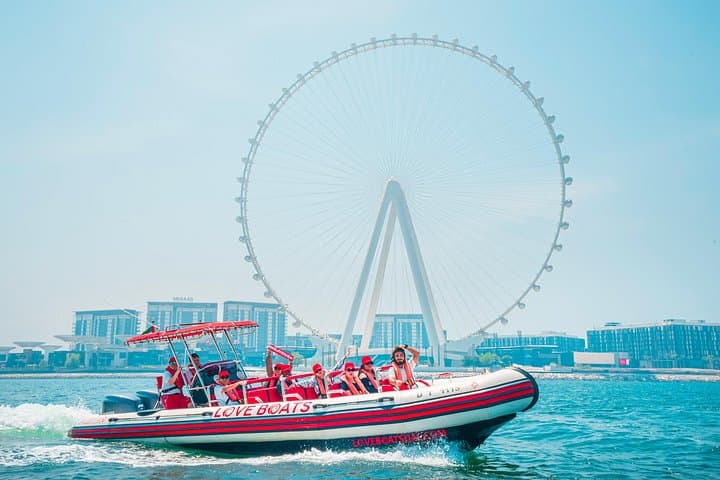 Dubai: Small-Group Helicopter Tour and Speedboat Ride