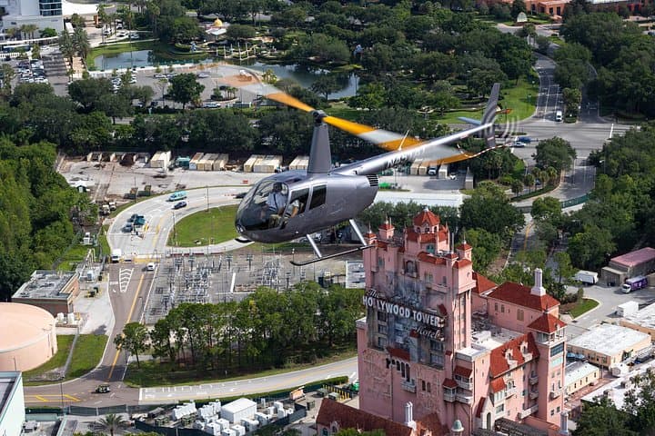 Family pack 48 Miles Helicopter Tour over Theme Parks & Downtown