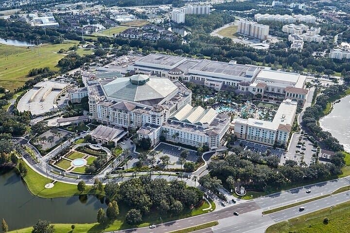 Day Flight 31 miles Helicopter Tour over all the Theme Parks