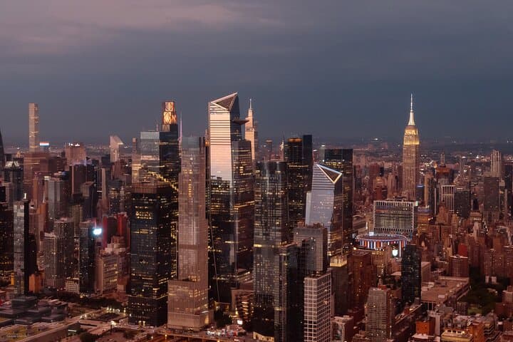 Private Romantic NYC Helicopter Scenic Charter with Champagne