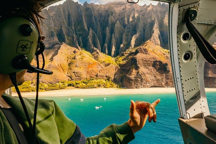 60-Minute Doors-Off MD500 KAUAI HELICOPTER ADVENTURE