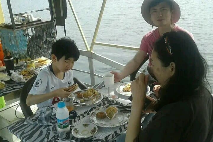 Victoria Falls Tour with Helicopter Flight and Sunset Cruise