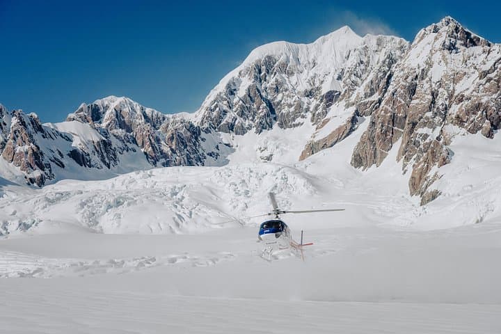 Fox Glacier: Twin Glacier Helicopter Flight with Snow Landing