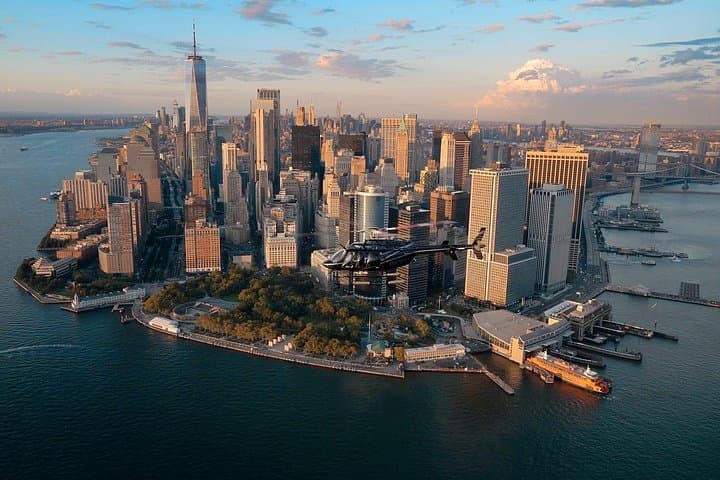 NY Helicopter Tour: Manhattan & Brooklyn