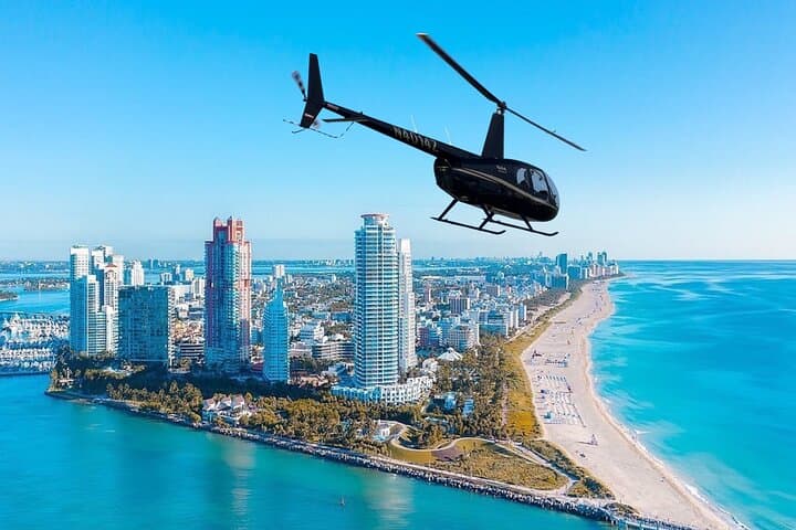 1-Hour Private Luxury Helicopter Tour of Miami