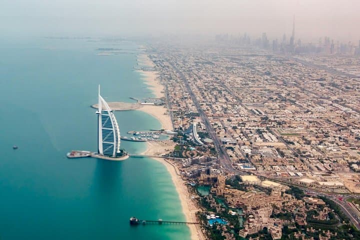 Dubai Iconic Tour by Helicopter