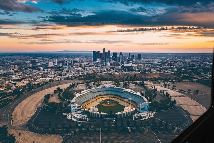 Los Angeles Surf to City Tour by Helicopter