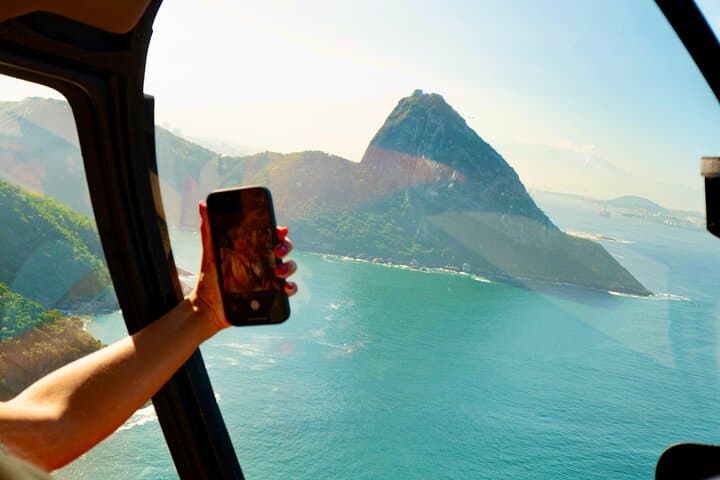 Rio de Janeiro: 35 min Private Helicopter Tour Christ