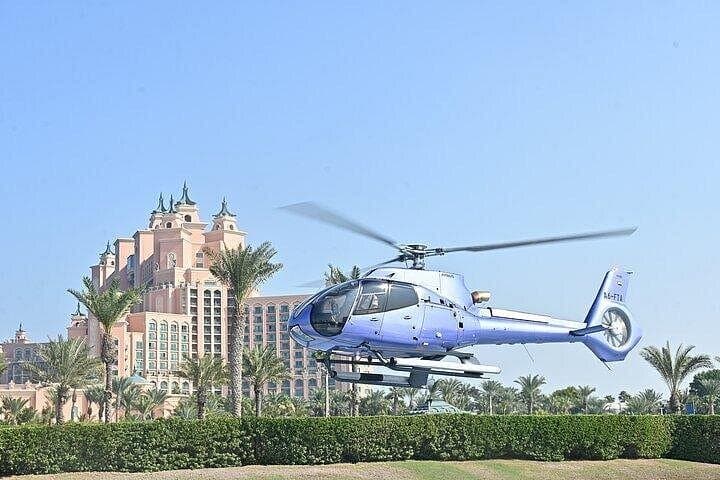 Shared Helicopter Tour to Jumeirah Beach Residence