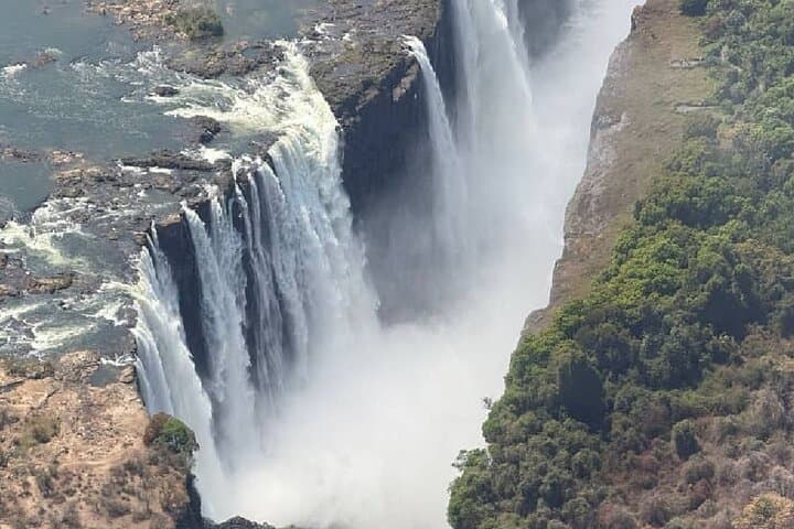 Victoria Falls Guided Tour and Helicopter Flight