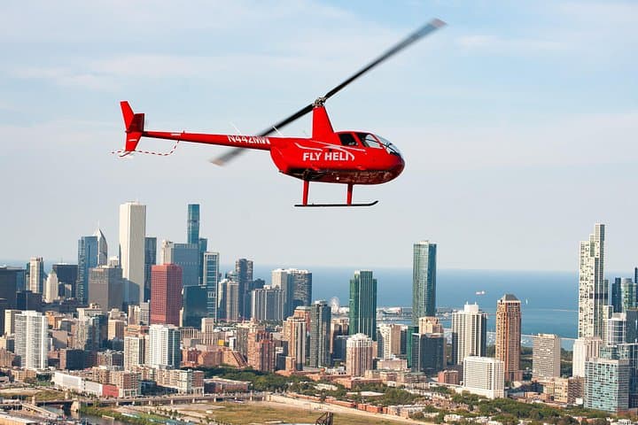 Chicago Helicopter Tour: City to Shoreline