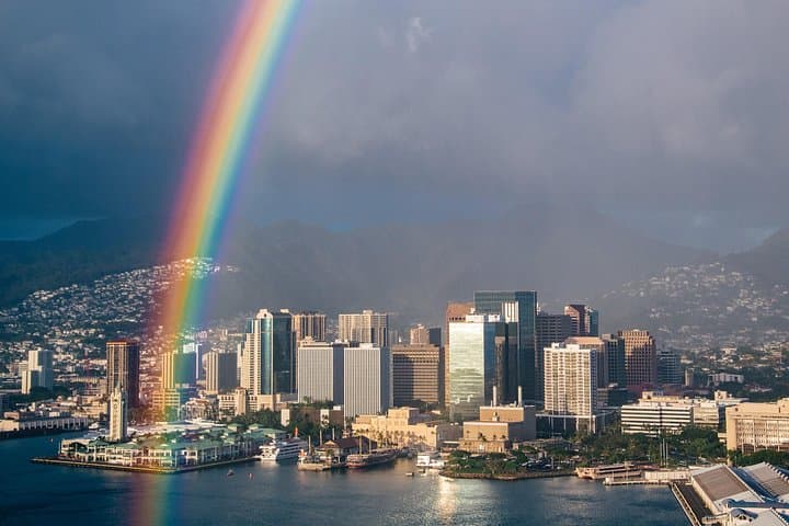 Last Minute Single Passenger Helicopter Tour of Oahu Door Off/On