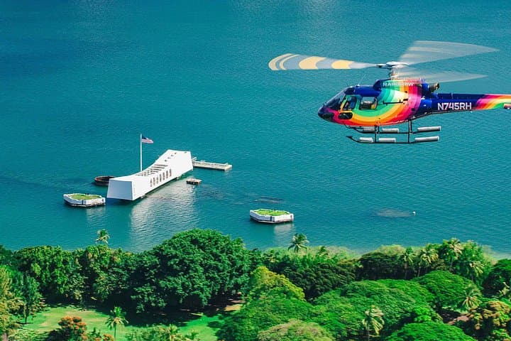 Last Minute Single Passenger Helicopter Tour of Oahu Door Off/On