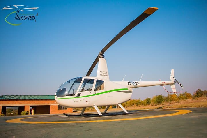 Helicopter Scenic Flight over Victoria Falls 24-25 Minutes Game
