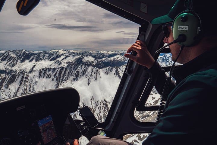 Your local pilot will give you detailed commentary and history about the area