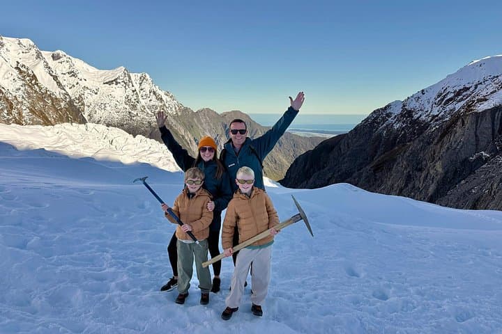 Franz Josef Scenic Helicopter Flight with Glacier Landing