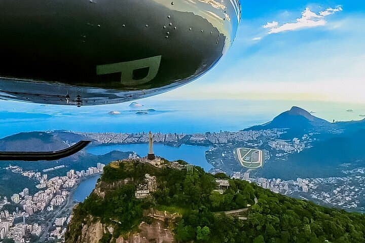 Rio de Janeiro: Helicopter Tour Without Doors at Christ the Redeemer