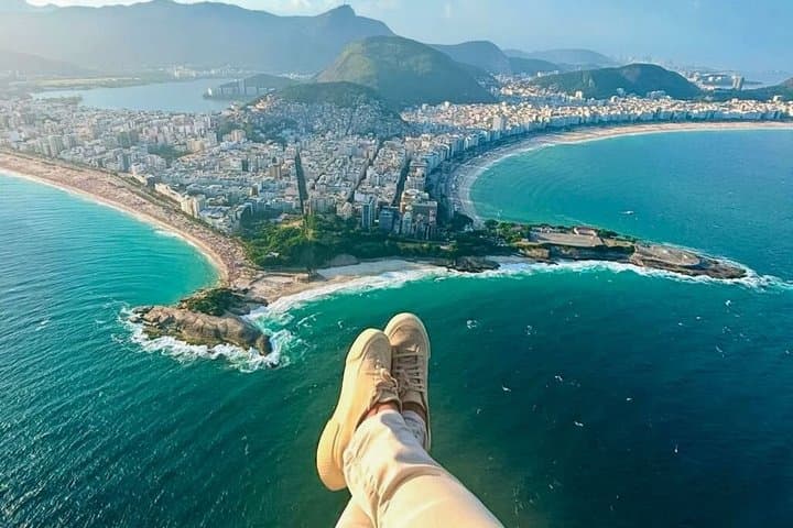 Rio de Janeiro: Helicopter Tour Without Doors at Christ the Redeemer