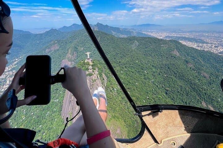 Rio de Janeiro: Helicopter Tour Without Doors at Christ the Redeemer