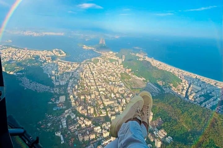 Rio de Janeiro: Helicopter Tour Without Doors at Christ the Redeemer