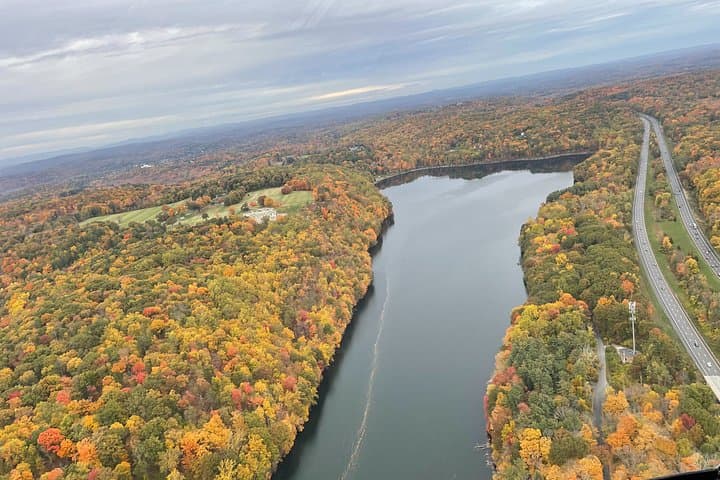Private Hudson Valley Fall Foliage Helicopter Charter from Manhattan