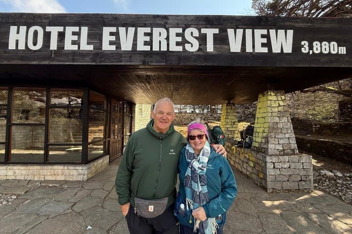 Everest base camp helicopter tour with Guarenteed Landing