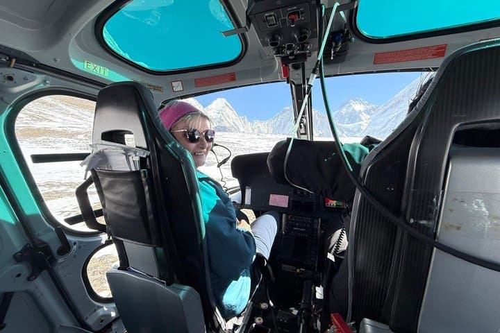 Everest base camp helicopter tour with Guarenteed Landing