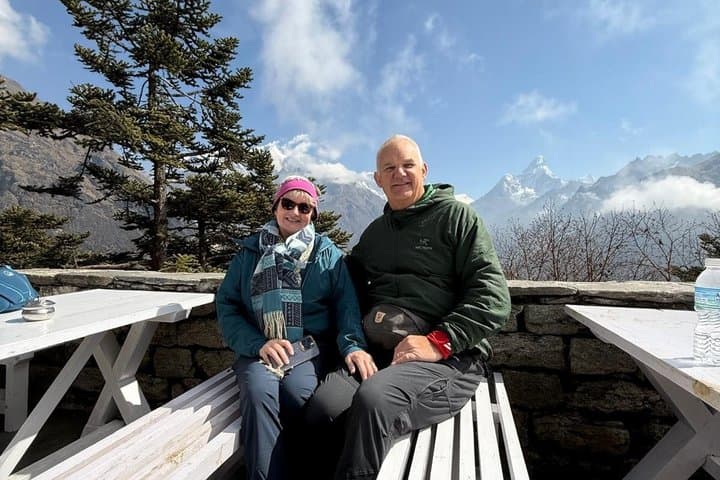 Everest base camp helicopter tour with Guarenteed Landing