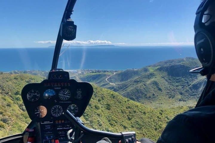 Romantic Malibu Mountaintop Landing Helicopter Tour from Burbank