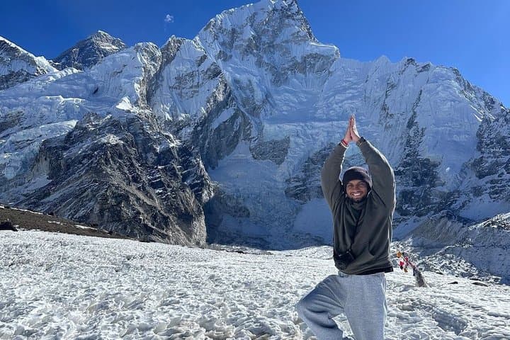 Landing Everest Base Camp Kalapathar by Helicopter with Breakfast