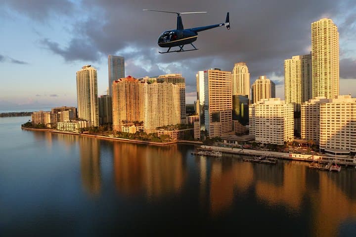 Romantic Miami Helicopter Tour with Champagne