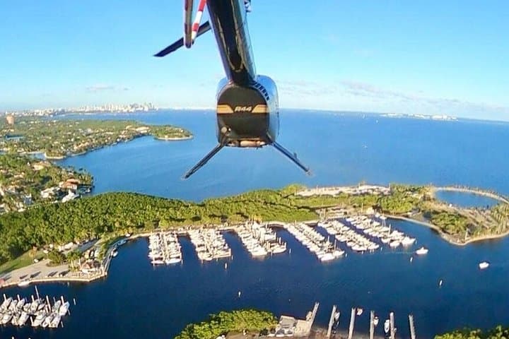 Miami Helicopter Tour: Breathtaking Miami Skyline & Ocean Views