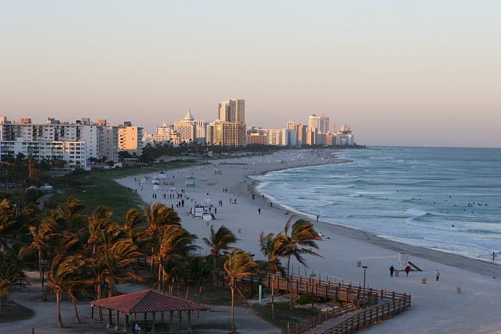 Sunset Miami Beach Private Helicopter Tour