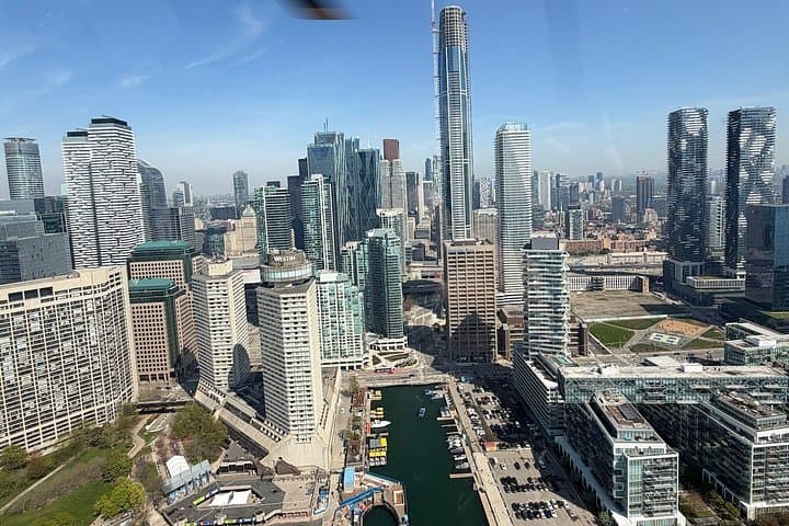 Private Toronto Helicopter Tour