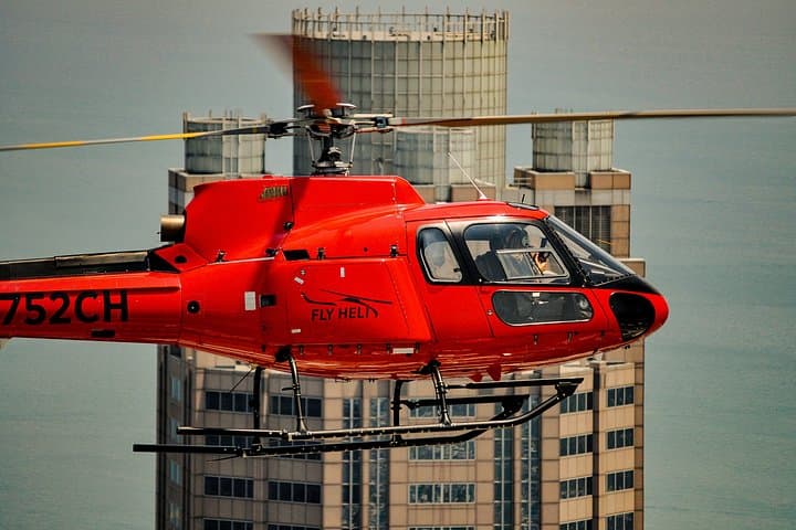 Chicago Helicopter Tour: City to Shoreline