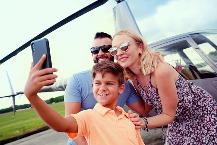 Family pack Day/After-hours 31 Miles Helicopter Tour Theme Parks