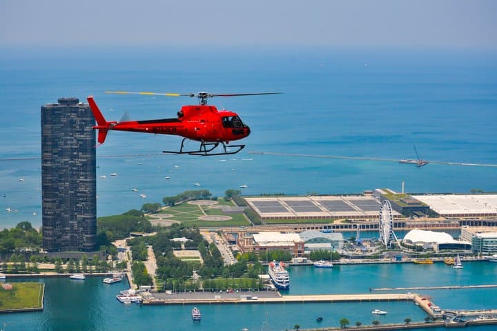 Chicago Helicopter Tour: Loop Tour