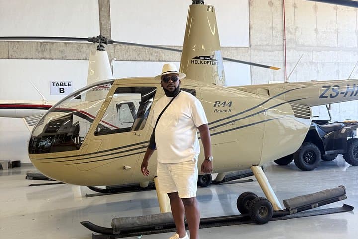Cape Town Helicopter Tour and Boulders Beach Penguins Tour