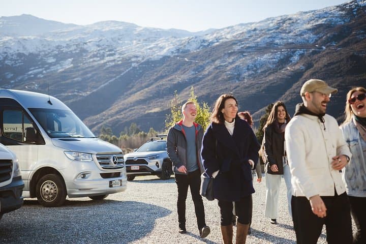 Scenic Helicopter Flight, Mountain Landing & Wine Tour Queenstown