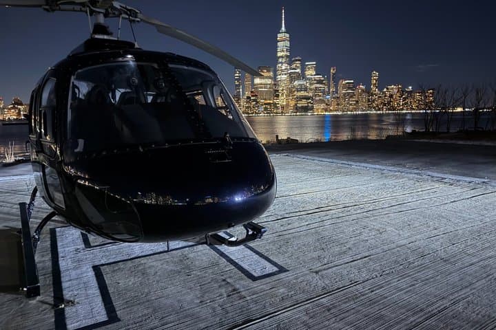 Private Romantic NYC Helicopter Scenic Charter with Champagne