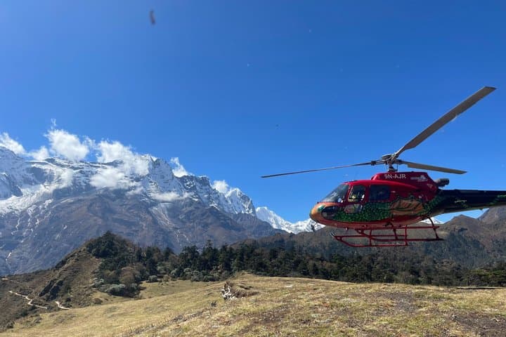 Everest Base Camp Helicopter Tour with landing