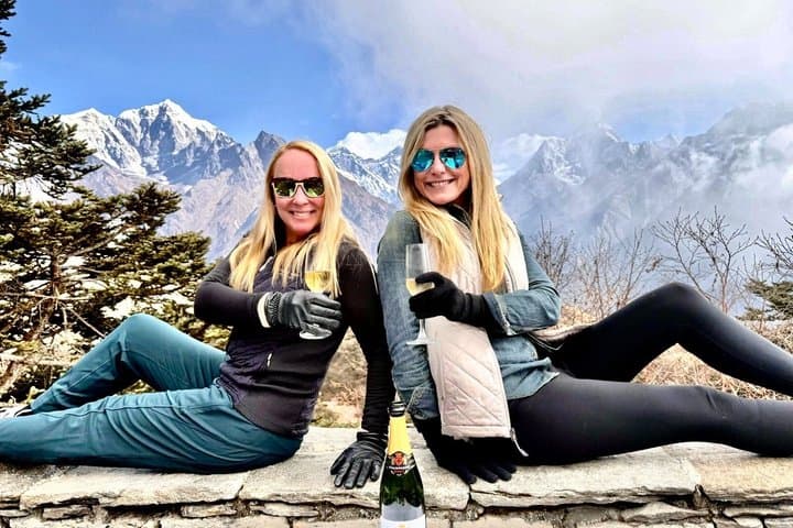 Everest Base Camp Helicopter Tour with landing