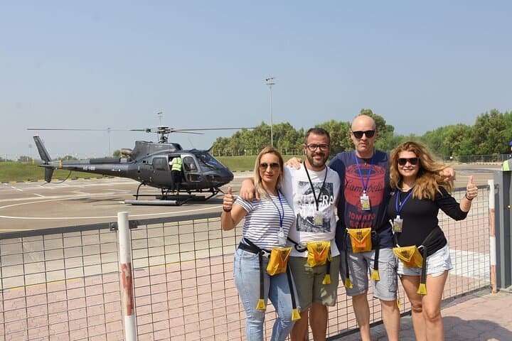 Dubai Helicopter Experience with Sightseeing Options