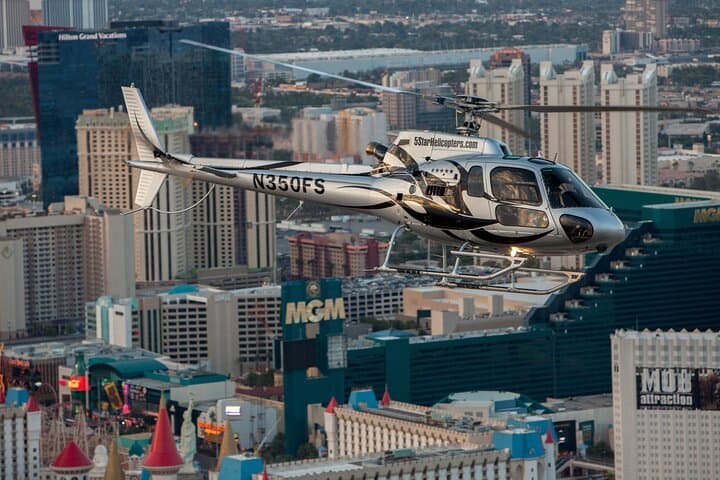 Return helicopter flight over the Las Vegas Strip