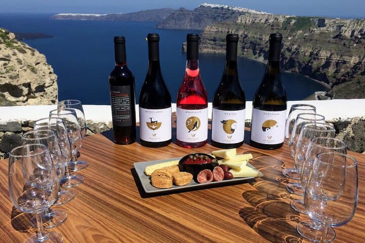 Santorini 360: Helicopter Ride, Must-See Sights & Wine Tasting